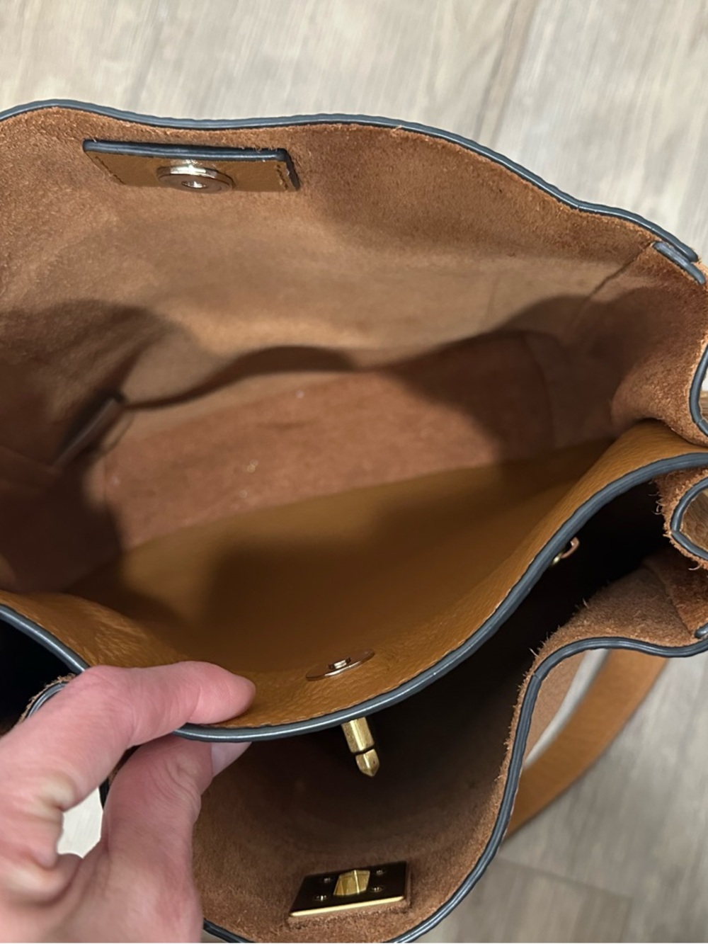 Rebecca Minkoff Darren Shoulder Bag Caramello VGUC tan leather crossbody purse - Picture 11 of 12